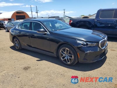 Czwarte zdjęcie samochodu z boku: 2025 BMW I5 EDRIVE 40 VIN:WBY33FK05SCT65214 - miniatura