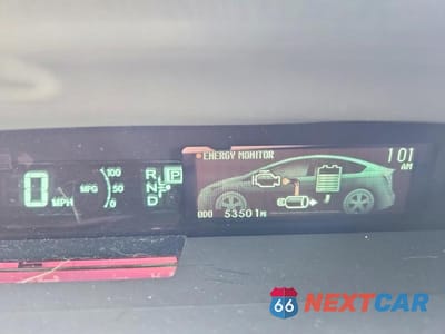 Zdjęcie 9 z 14 samochodu: 2015 TOYOTA PRIUS TWO VIN:JTDKN3DU8F0466969 - miniatura
