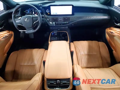 Zdjęcie 8 z 12 samochodu: 2024 LEXUS LS 500 VIN:JTHG5LGF7R5012494 - miniatura