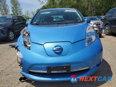 Piąte zdjęcie samochodu w środku: 2014 NISSAN LEAF S 5DR VIN:1N4AZ0CP9EC336387 - miniatura