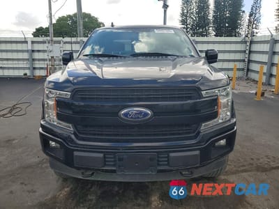 Piąte zdjęcie samochodu w środku: 2018 FORD F150 SUPERCREW VIN:1FTEW1E53JFE76742 - miniatura