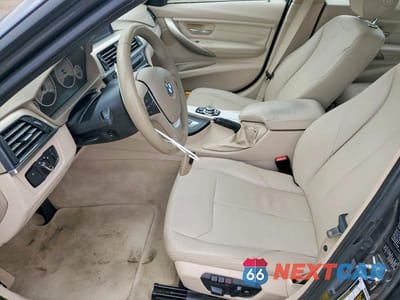 Zdjęcie 7 z 12 samochodu: 2012 BMW 328 I VIN:WBA3A5C53CF341289 - miniatura