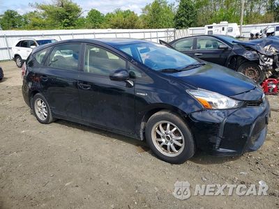 Czwarte zdjęcie samochodu z boku: 2017 TOYOTA PRIUS V TWO VIN:JTDZN3EU5HJ059914 - miniatura