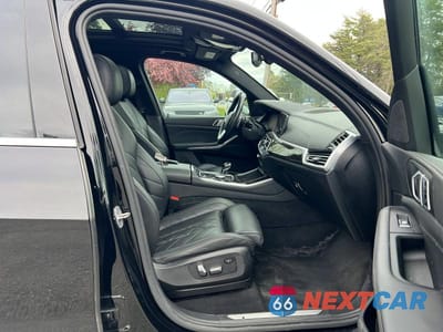 Piąte zdjęcie samochodu w środku: 2023 BMW X5 XDRIVE45E VIN:5UXTA6C07P9P01423 - miniatura