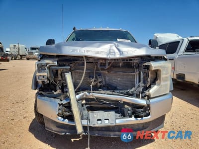 Piąte zdjęcie samochodu w środku: 2020 FORD F450 SUPER DUTY VIN:1FD0X4HT8LED40419 - miniatura