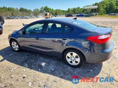 Drugie zdjęcie samochodu z przodu: 2016 KIA FORTE LX VIN:KNAFK4A65G5611487 - miniatura