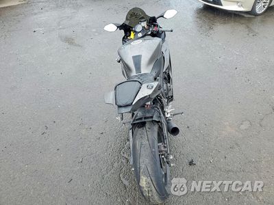 Czwarte zdjęcie samochodu z boku: 2019 YAMAHA YZFR6 VIN:JYARJ28E3KA005265 - miniatura