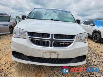 Piąte zdjęcie samochodu w środku: 2019 DODGE GRAND CARAVAN SE VIN:2C7WDGBG4KR584271 - miniatura