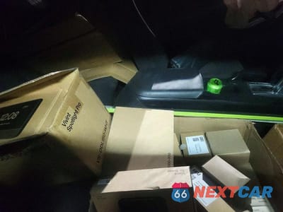 Zdjęcie 13 z 14 samochodu: 2006 FORD MUSTANG VIN:1ZVFT80N865204758 - miniatura
