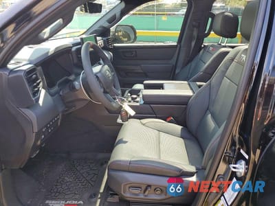Zdjęcie 7 z 13 samochodu: 2026 TOYOTA SEQUOIA TRD PRO VIN:7SVAAABA1TX077653 - miniatura