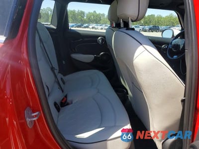 Zdjęcie 10 z 12 samochodu: 2023 MINI COOPER S VIN:WMW53DK0XP2T69204 - miniatura