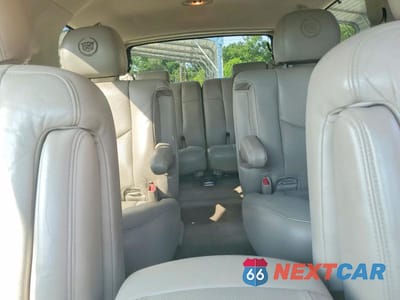 Zdjęcie 10 z 13 samochodu: 2004 CADILLAC ESCALADE LUXURY VIN:1GYEK63N04R313555 - miniatura