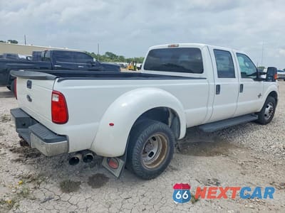 Trzecie zdjęcie samochodu z tyłu: 2016 FORD F350 SUPER DUTY VIN:1FT8W3CT7GEA27637 - miniatura