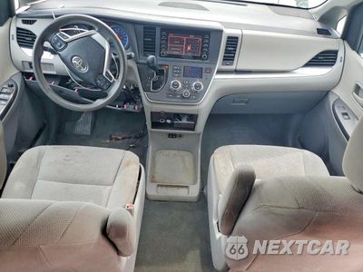 Zdjęcie 8 z 13 samochodu: 2020 TOYOTA SIENNA L VIN:5TDZZ3DCXLS086440 - miniatura