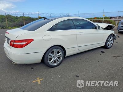 Trzecie zdjęcie samochodu z tyłu: 2010 MERCEDES-BENZ E 350 VIN:WDDKJ5GB0AF003057 - miniatura