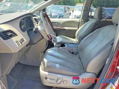 Zdjęcie 7 z 13 samochodu: 2012 TOYOTA SIENNA LIMITED 7-PASSENGER VIN:5TDYK3DC9CS236067 - miniatura