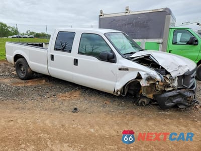 Czwarte zdjęcie samochodu z boku: 2004 FORD F250 SUPER DUTY VIN:1FTNW20LX4EE07004 - miniatura
