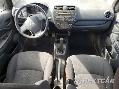 Zdjęcie 8 z 12 samochodu: 2015 MITSUBISHI MIRAGE VIN:ML32A3HJ3FH043040 - miniatura