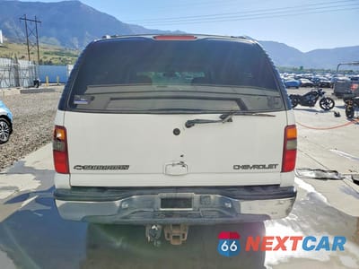 Zdjęcie 6 z 13 samochodu: 2001 GMC YUKON XL K2500 VIN:3GKGK26G51G177279 - miniatura