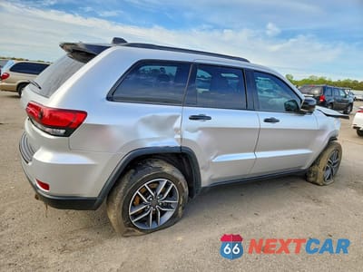Trzecie zdjęcie samochodu z tyłu: 2021 JEEP GRAND CHEROKEE LIMITED VIN:1C4RJFBG3MC754967 - miniatura