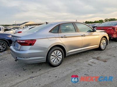 Trzecie zdjęcie samochodu z tyłu: 2020 VOLKSWAGEN JETTA S VIN:3VWC57BU9LM082431 - miniatura