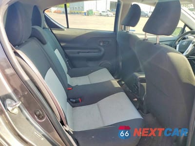Zdjęcie 10 z 12 samochodu: 2016 TOYOTA PRIUS C TWO VIN:JTDKDTB37G1117035 - miniatura