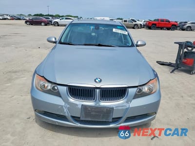 Piąte zdjęcie samochodu w środku: 2006 BMW 325 I VIN:WBAVB13506K000894 - miniatura