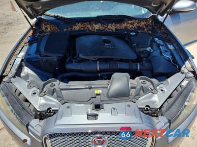 Zdjęcie 11 z 12 samochodu: 2014 JAGUAR XF VIN:SAJWA0ES8EPU09283 - miniatura