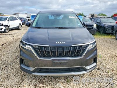 Piąte zdjęcie samochodu w środku: 2023 KIA CARNIVAL LX VIN:KNDNB4H33P6240866 - miniatura