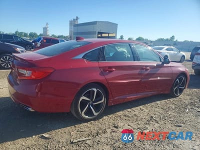 Trzecie zdjęcie samochodu z tyłu: 2018 HONDA ACCORD VIN:1HGCV1F35JA212251 - miniatura