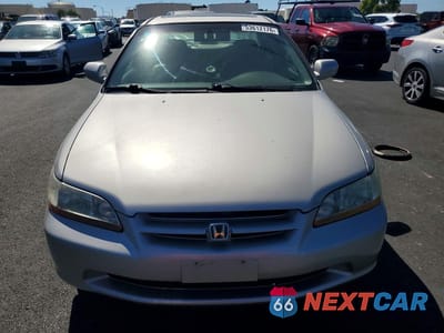 Piąte zdjęcie samochodu w środku: 1999 HONDA ACCORD EX VIN:1HGCG1655XA015813 - miniatura