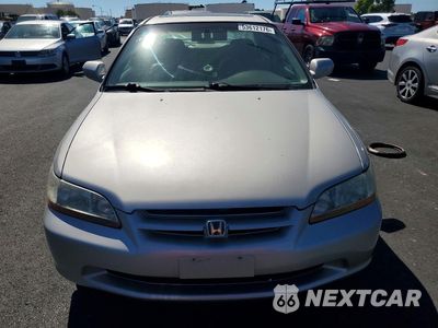 Piąte zdjęcie samochodu w środku: 1999 HONDA ACCORD EX VIN:1HGCG1655XA015813 - miniatura