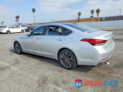 Drugie zdjęcie samochodu z przodu: 2015 HYUNDAI GENESIS 3.8L VIN:KMHGN4JE3FU102214 - miniatura