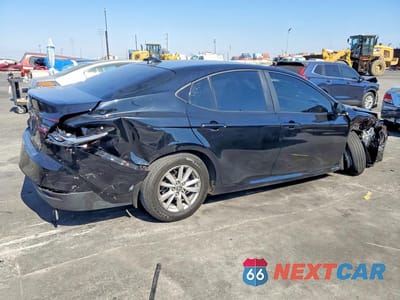 Trzecie zdjęcie samochodu z tyłu: 2025 TOYOTA CAMRY LE VIN:4T1DAACK6SU548657 - miniatura