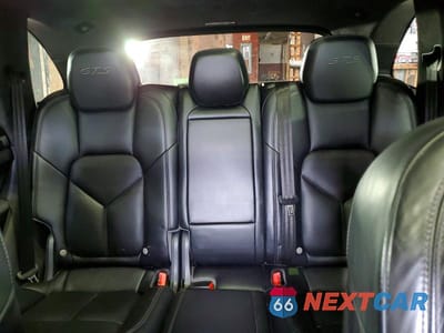 Zdjęcie 10 z 14 samochodu: 2018 PORSCHE CAYENNE GTS VIN:WP1AD2A27JLA80755 - miniatura