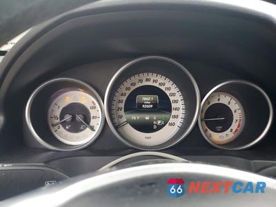 Zdjęcie 9 z 12 samochodu: 2015 MERCEDES-BENZ E 400 VIN:WDDKJ6FB3FF304789 - miniatura