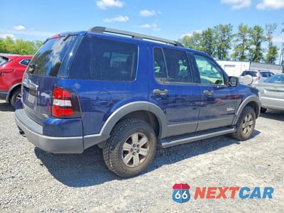 Trzecie zdjęcie samochodu z tyłu: 2006 FORD EXPLORER XLT VIN:1FMEU73E86UB74468 - miniatura