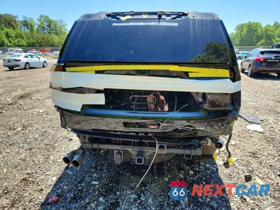 Zdjęcie 6 z 13 samochodu: 2023 CHEVROLET SUBURBAN K1500 PREMIER VIN:1GNSKFKD9PR273764 - miniatura