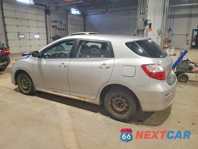 Drugie zdjęcie samochodu z przodu: 2011 TOYOTA MATRIX BASE VIN:2T1KU4EE4BC584419 - miniatura