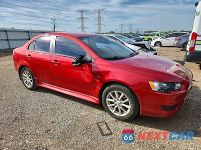 Czwarte zdjęcie samochodu z boku: 2015 MITSUBISHI LANCER VIN:JA32U2FUXFU004415 - miniatura