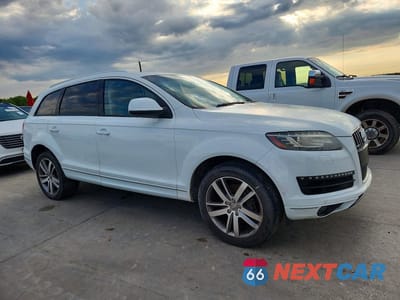 Czwarte zdjęcie samochodu z boku: 2015 AUDI Q7 PREMIUM PLUS VIN:WA1LGAFE4FD004047 - miniatura