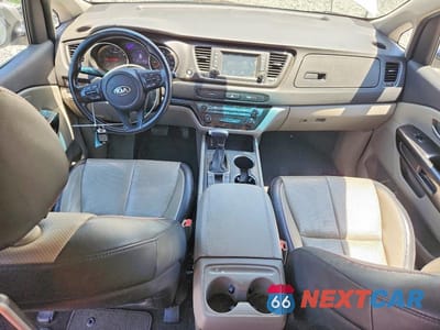 Zdjęcie 8 z 13 samochodu: 2021 KIA SEDONA EX VIN:KNDMB5C18M6672047 - miniatura