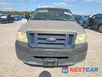 Piąte zdjęcie samochodu w środku: 2008 FORD F150 VIN:1FTRF12228KD11276 - miniatura