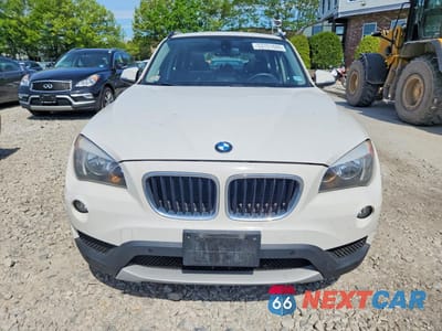 Piąte zdjęcie samochodu w środku: 2013 BMW X1 XDRIVE28I VIN:WBAVL1C59DVR86337 - miniatura