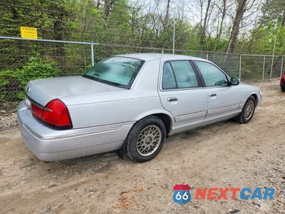 Trzecie zdjęcie samochodu z tyłu: 2001 MERCURY GRAND MARQUIS GS VIN:2MEFM74W01X642144 - miniatura