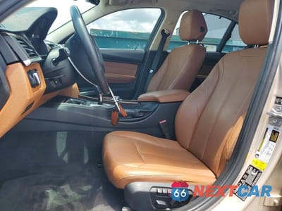 Zdjęcie 7 z 12 samochodu: 2013 BMW 328 XI VIN:WBA3B3C50DF535281 - miniatura