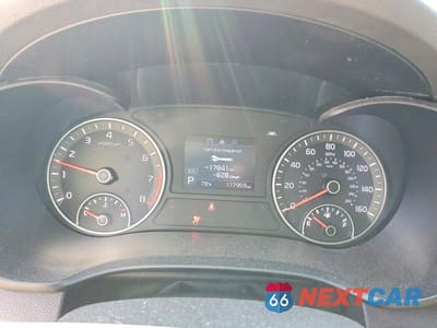 Zdjęcie 9 z 12 samochodu: 2019 KIA OPTIMA LX VIN:5XXGT4L33KG364689 - miniatura