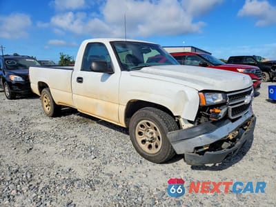 Czwarte zdjęcie samochodu z boku: 2007 CHEVROLET SILVERADO C1500 CLASSIC VIN:1GCEC14Z87E123909 - miniatura
