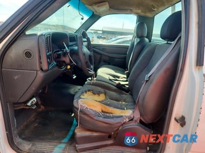 Zdjęcie 7 z 12 samochodu: 2003 CHEVROLET SILVERADO C1500 VIN:1GCEC14XX3Z163491 - miniatura