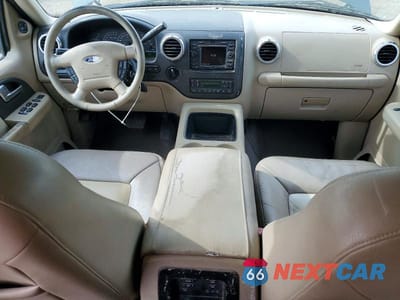 Zdjęcie 8 z 13 samochodu: 2003 FORD EXPEDITION VIN:1FMFU18L83LA02662 - miniatura